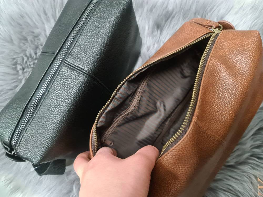 Beauty Bag Kulturbeutel für Herren, personalisierte Tasche, Handtasche, Trauzeuge, Bräutigam,  Schriftzug, personalisiert, Aufkleber